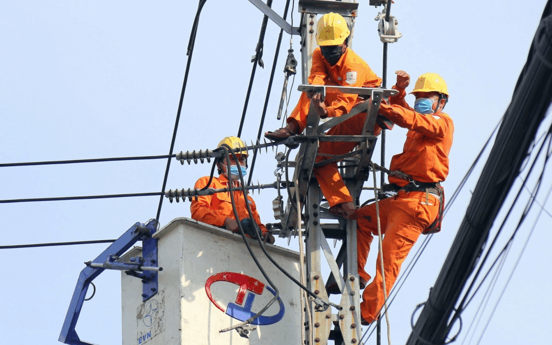 Vì Sao Văn Phòng, Xưởng, Quán Ăn Nên Có Máy Phát Điện Dự Phòng?
